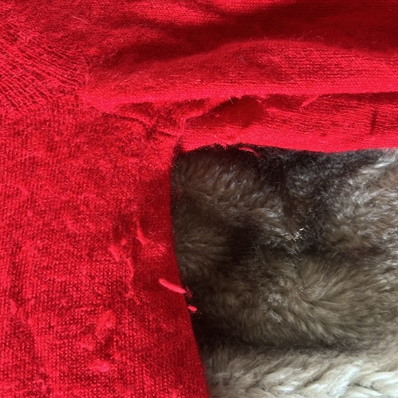 BRAZEAU TRICOT Red Cashmere Crop Sweater Size: 2 - Picture 16 of 16